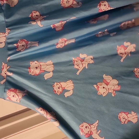 Marie Aristocats Dress - Medium - Picture 2 of 2